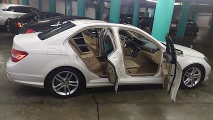 Inside Carwash & Detailing